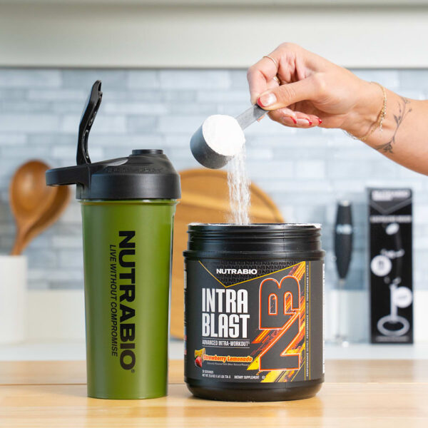 Nutrabio Labs - Intra Blast Intra-Treino Avançado Limonada de Morango 734 g (730 g)