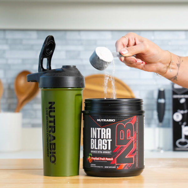 Nutrabio Labs - Intra Blast Intra-Treino Avançado Ponche de Frutas Tropicais 717 g (717 g)