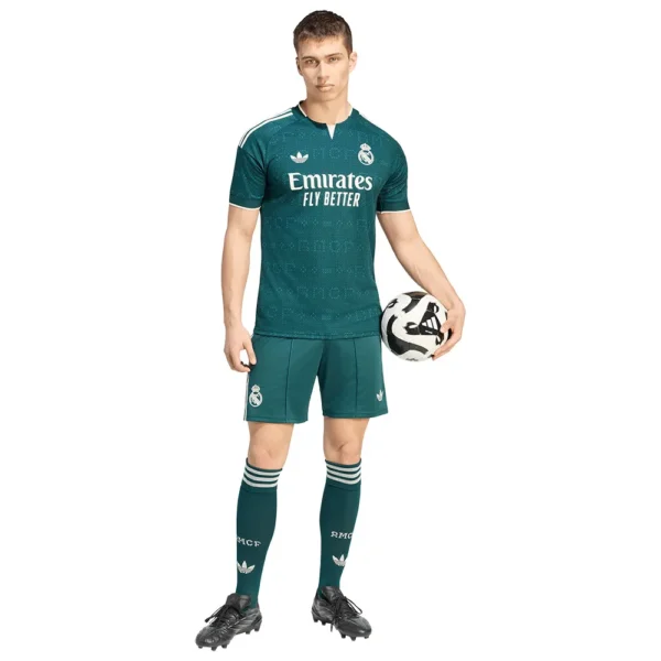 adidas - Calções Visitante Real Madrid 26/27 – Masculino – Aurora Ivy