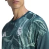 adidas - Camiseta de manga curta Apresentação Real Madrid 26/27 Jersey – Masculino – Aurora Ivy / Semi Green Spark