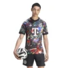 adidas - Camiseta de manga curta FC Bayern Munich 26/27 Wiesn Jersey – Masculino – Multicolor