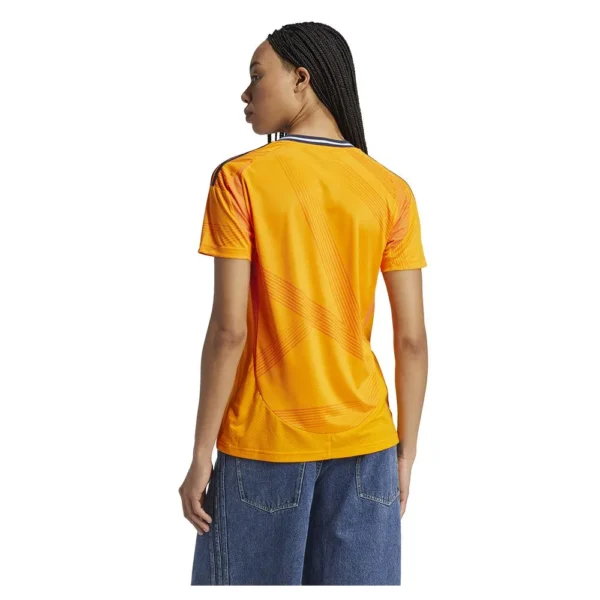 adidas-camiseta-de-manga-curta-feminina-visitante-real-madrid-24-25-1.webp adidas - Camiseta de manga curta feminina Visitante Real Madrid 24/25 – Feminino – Crew Orange