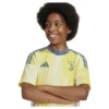adidas-camiseta-de-manga-curta-junior-visitante-juventus-24-25.webp adidas - Camiseta de manga curta júnior Visitante Juventus 24/25 – Pure Sulfur