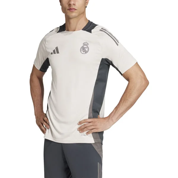 adidas-camiseta-de-manga-curta-treinamento-real-madrid-24-25-eu.webp adidas - Camiseta de manga curta Treinamento Real Madrid 24/25 EU – Masculino – Putty Mauve / Dark Grey / Charcoal