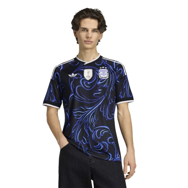 adidas - Camiseta de manga curta Visitante Argentina 26/27 – Masculino – Black / Lucid Blue / Blue Burst