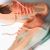Brooks Tênis de corrida Hyperion Max 3 – Feminino – Coral / Yucca / Coconut